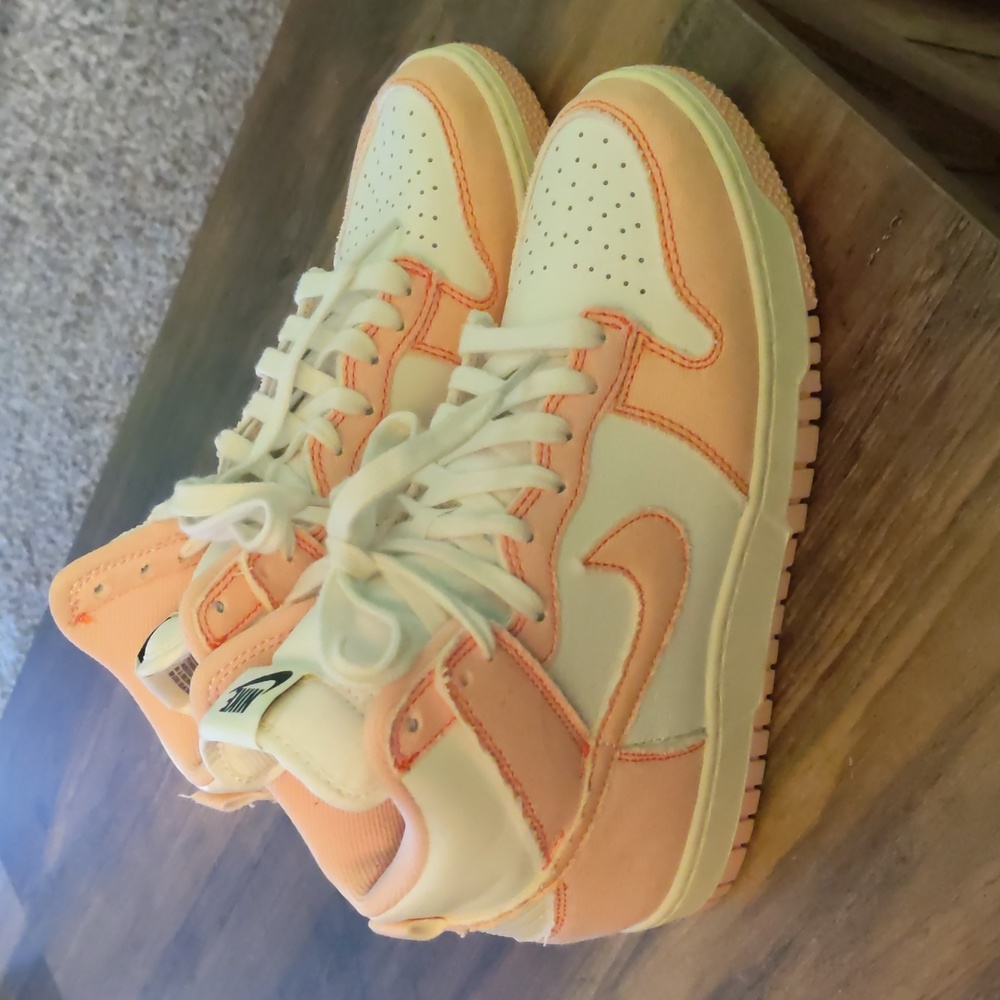 Nike pink high tops Size 7.5